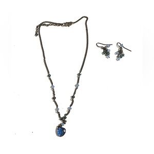 Banana Republic - Charming Necklace and Earring Set!